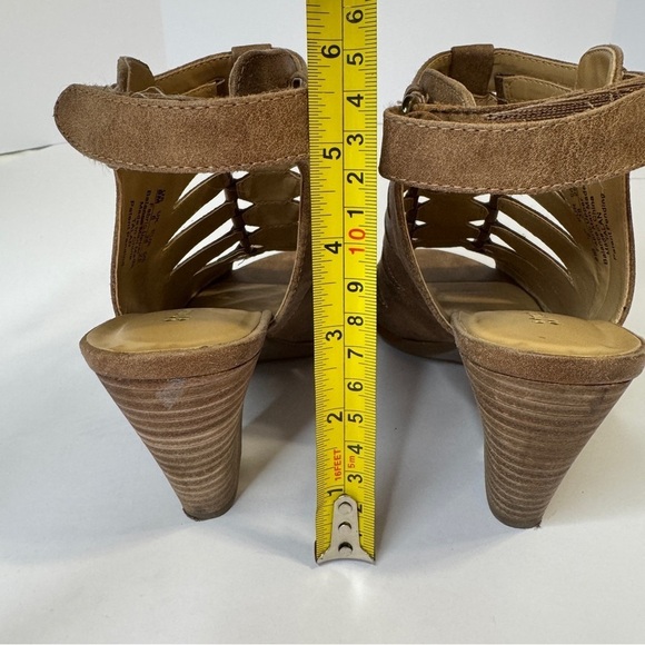 Naturalizer Caged Heeled Sandals Sz 8
Brown Strappy Comfort Dressy Boho heels - Picture 7 of 10